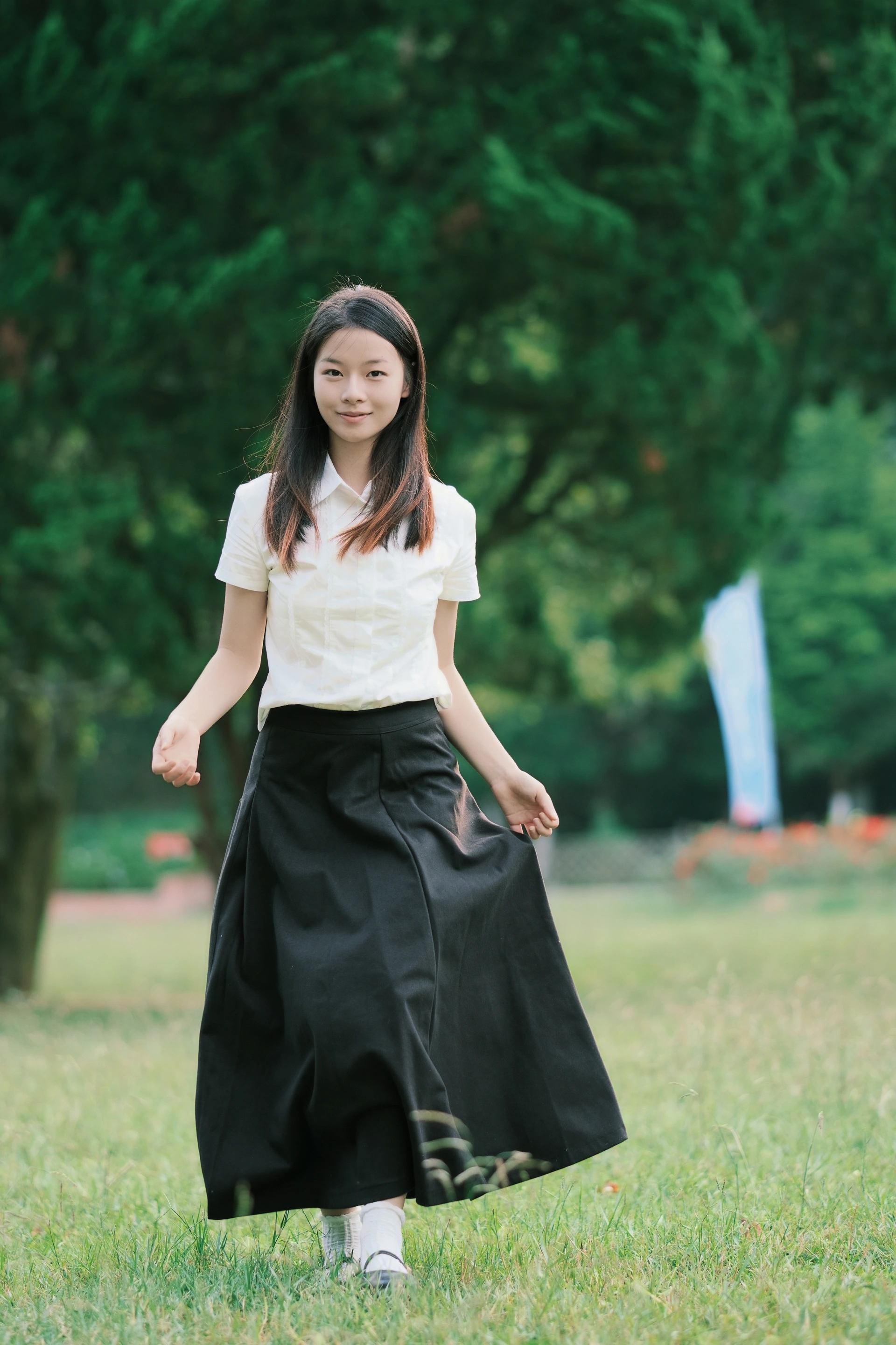 [YITUYU艺图语]2024.12.03 夏日草坪 蝴蝶妹妹 2